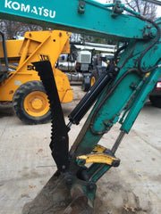 Komatsu Excavator with Hydraulic Thumb